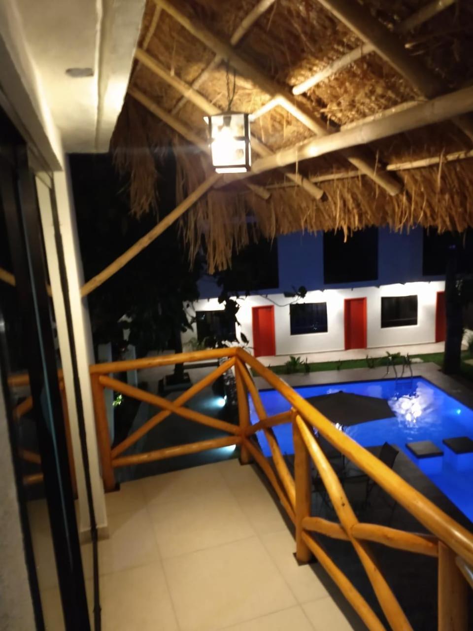 Hotel Sierra Linda Хилитла Экстерьер фото